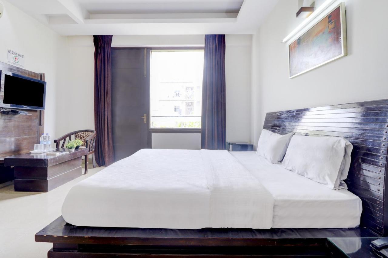 Dreamz Hospitality Gurgaon Exterior photo